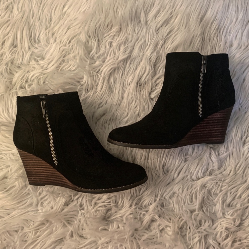 Madden Girl Black wedge booties
